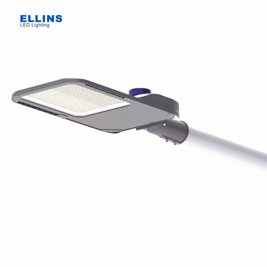Iluminación inteligente inteligente al aire libre 3000K / 4000K Luz de calle solar pública LED para jardín